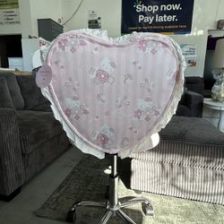 Hello Kitty Floral Heart Chair