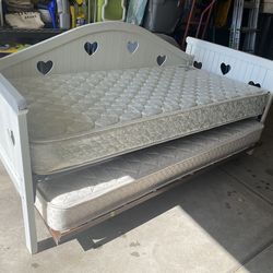 Trundle Bed