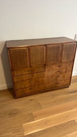 Bedroom chest/dresser