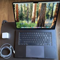 15” MacBook Air M4 Midnight 2025 16Gb RAM 256GB storage