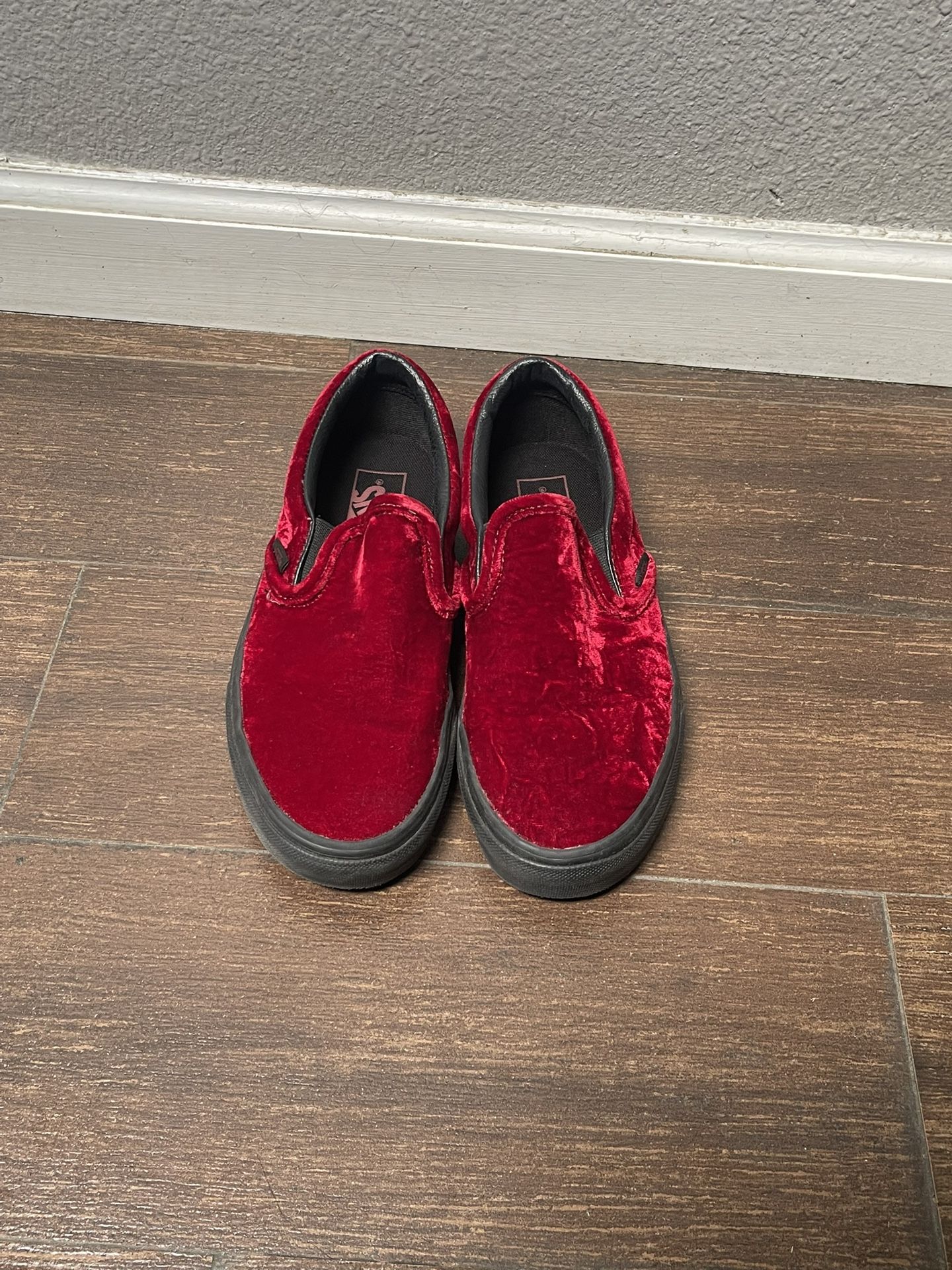 Vans Classic Slip On Oxblood Black Velvet