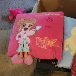 Vintage 2003 Yasmin & Cloe Slumber Party Plush Throw Pillows 3D MGA Pink&  Blue 12 for Sale in Neenah, WI - OfferUp