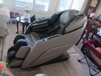 A710 4D Massage Chair, Full Body Zero Gravity Recliner