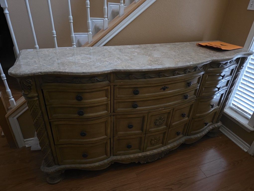 Dresser For Sale