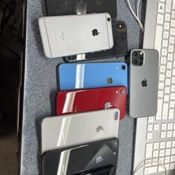 Lot of iPhones (PARTS ONLY)