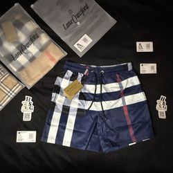 Burberry Shorts *Navy*