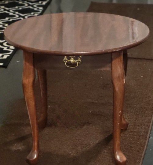 Matching Side/ End Tables 
