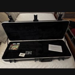 Fender Deluxe Molde Guitar Hard shell Case 
