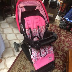 Minnie Mouse Stroller 