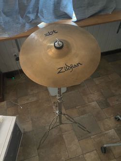 Crash ride cymbal.  Zildjian.