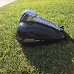 2009-13 Harley TOURING Gas Tank