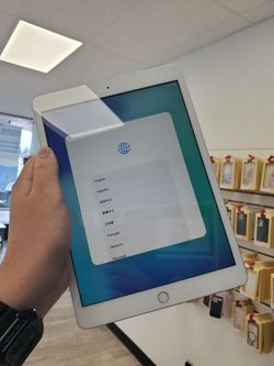 iPad 8th Gen 10.2" (WiFi) 128GB Good Silver Pre-owned