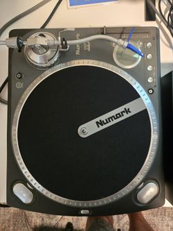 Numark DJ Turntables
