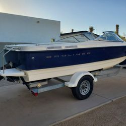 2003 Bayliner 2150 Excellent Condition