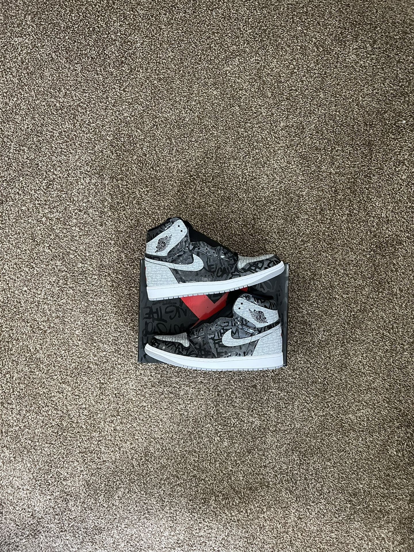 Jordan 1 Rebellionaire Size 9
