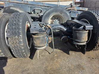 Drop axle duel wheels with new tires