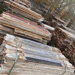 🚨Cedar pickets bundles