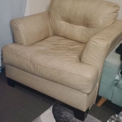 Ashley Furniture Arm Chairs 