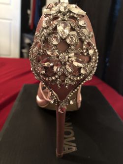 Fashion nova pink Heels