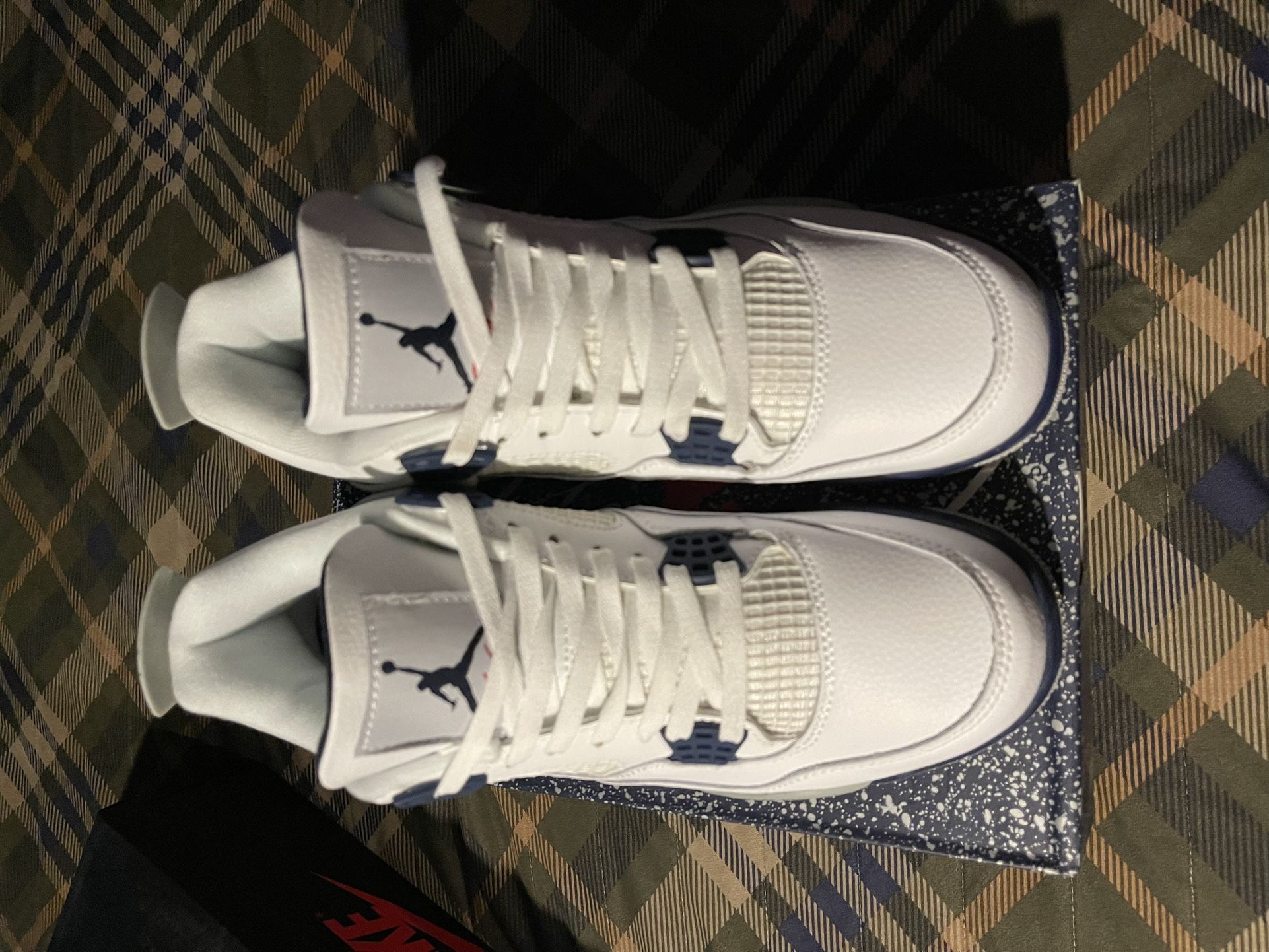Jordan 4 Midnight Navy’s Size 11