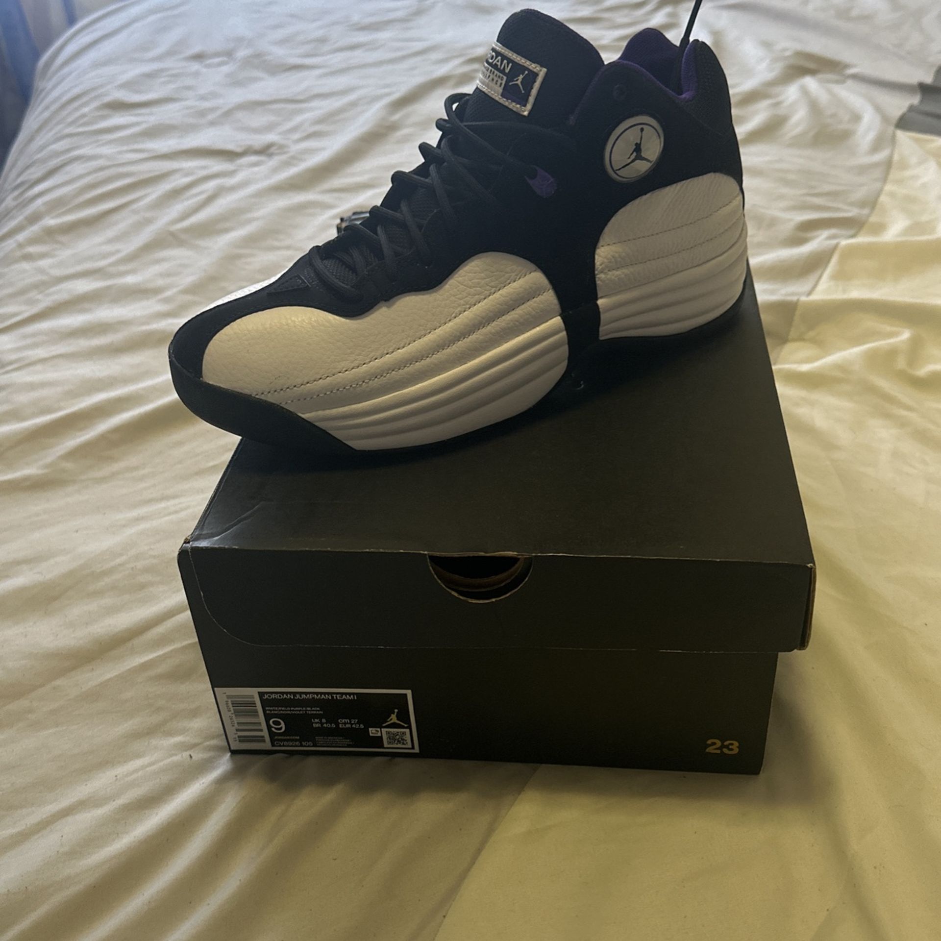 Jordan Jumpman Purple, White, Black