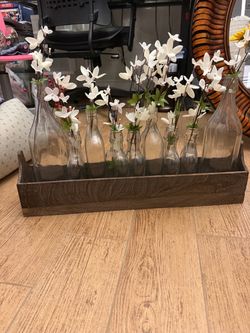 Rustic Farmhouse Wooden Centerpiece Box with 8 Glass Bottle Vases & Faux Flowers
