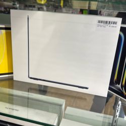 MacBook Air 13inch M4 Chip 16gb 256gb / Payment Available/ Warranty 