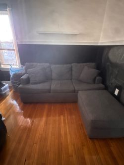 Pull out couch