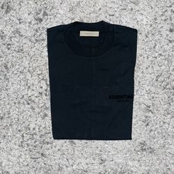 Essentials Tee 