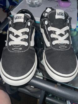 Boys shoes 
