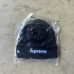 Brand New Supreme Beanie 