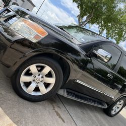 2012 Nissan Armada