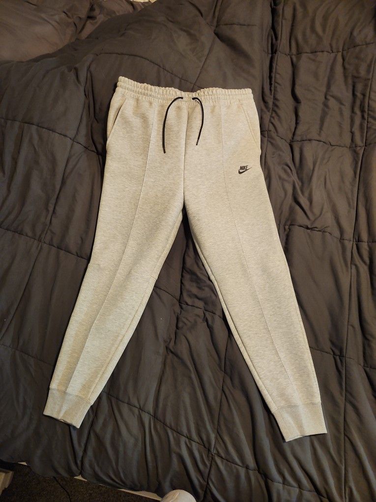 Gray nike tech Sweatpants