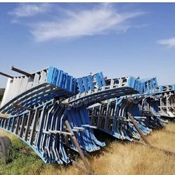 Ladders and trailers