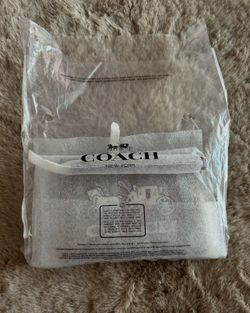 Brand New Sealed, Coach, Wristlet