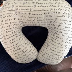 Breastfeeding Pillow 