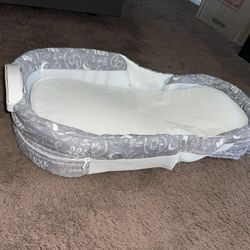 Portable Baby Changing Station (Infant)