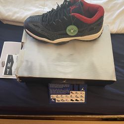 Jordan 11 Retro Low IE Bred (2003) Release 