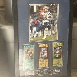 🏈 Huge Patriots Fan Bundle — Perfect for Man Cave, Game Room, or Collector