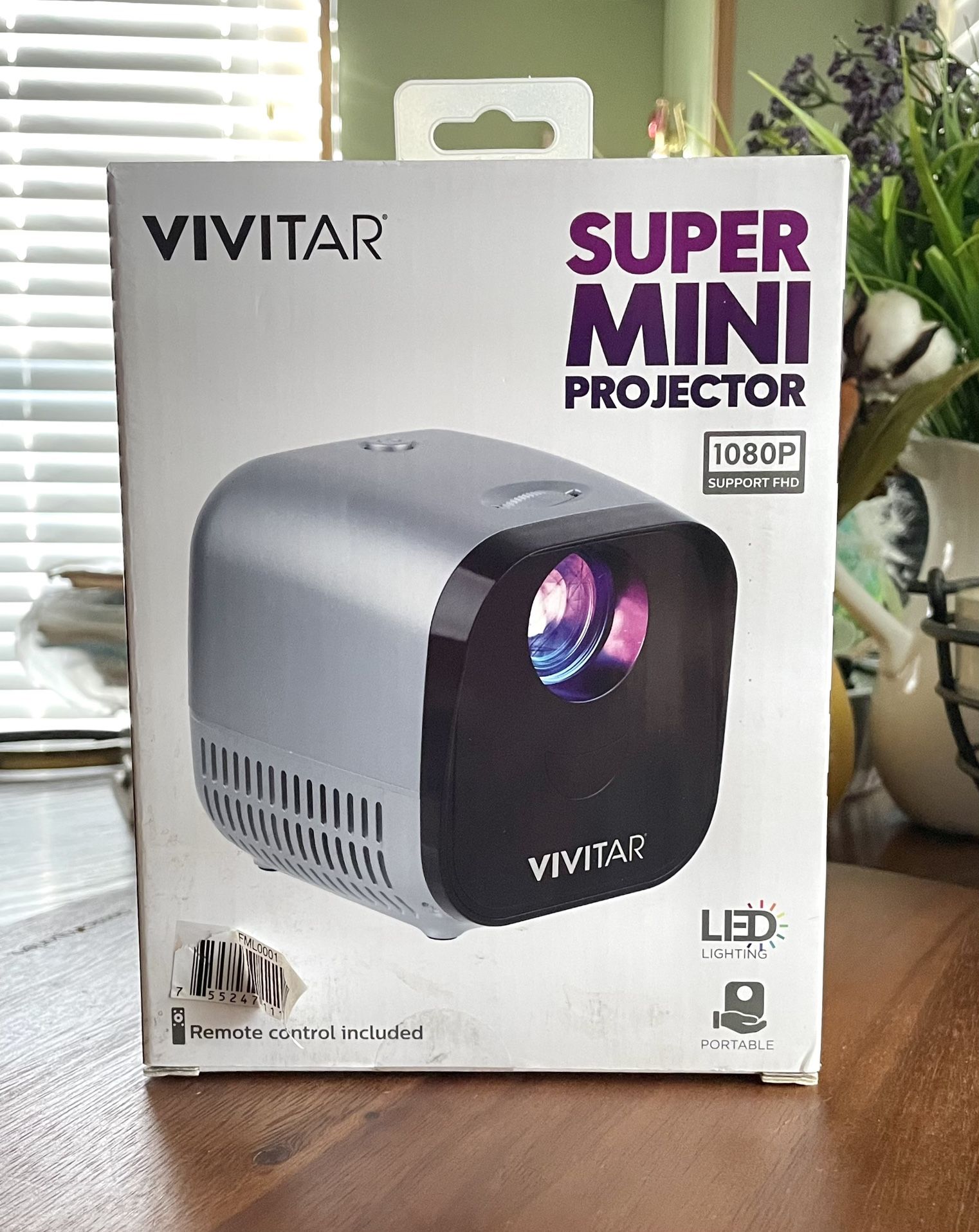 VIVITAR Super Mini-Portable Projector - 1080P - LED - Remote Controlled
