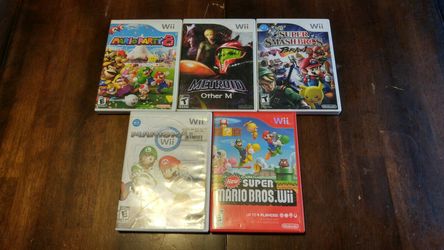 Lot of 5 Nintendo cases only