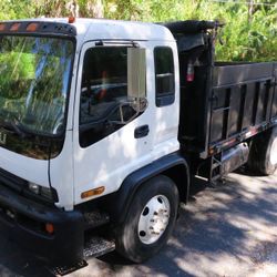 1999 Isuzu FTR dumb truck