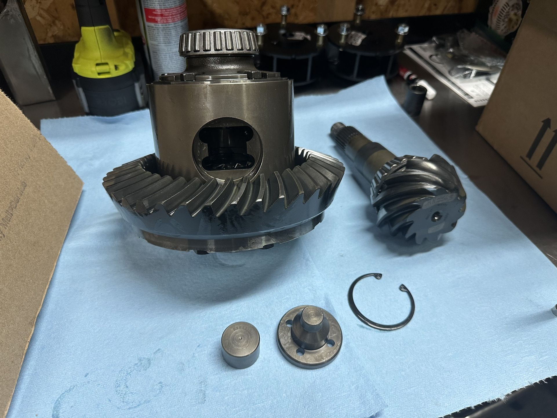 Yukon GM 8.5" 3.90 Ring and Pinion, Eaton Truetrac 28 Spline