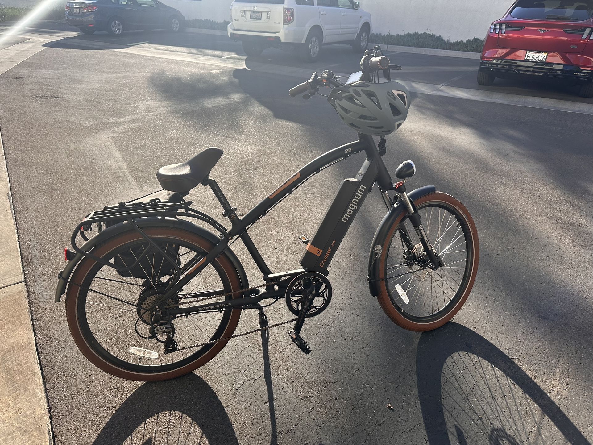 Magnum Electric Bike And Accessories. 