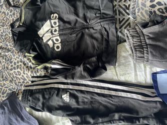 Baby boy clothes mostly brand new size 18-24 months