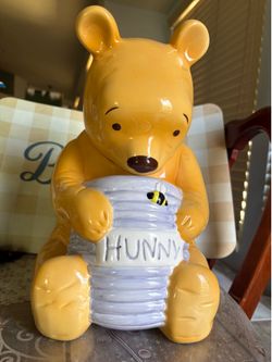 Vintage Pooh cookie Jar