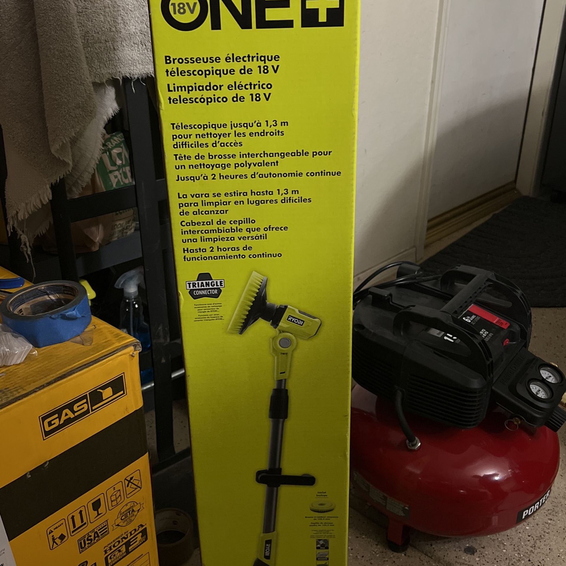 Ryobi 18v Telescoping Power Scrubber