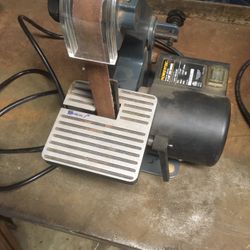 powertec 1 x 30 belt sander and 50 belts