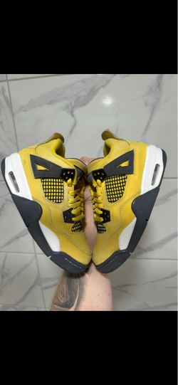 2021 Jordan 4 Lightning ⚡️