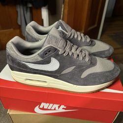 Air Max One Crepe Soft Grey Size 11.5
